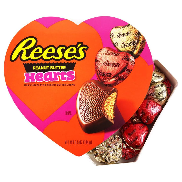 Reese's Milk Chocolate Peanut Butter Creme, Valentine's Day Candy Gift Box, 184g