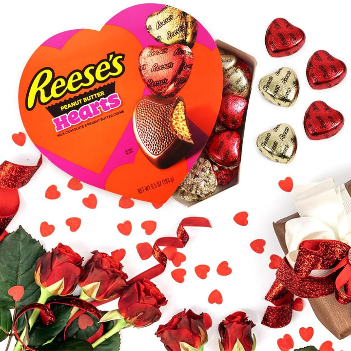 Reese's Milk Chocolate Peanut Butter Creme, Valentine's Day Candy Gift Box, 184g