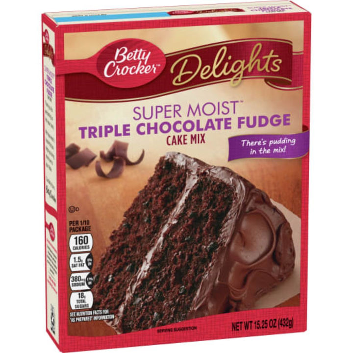 Betty Crocker Super Moist Delights Triple Chocolate Fudge Cake Mix, 432g